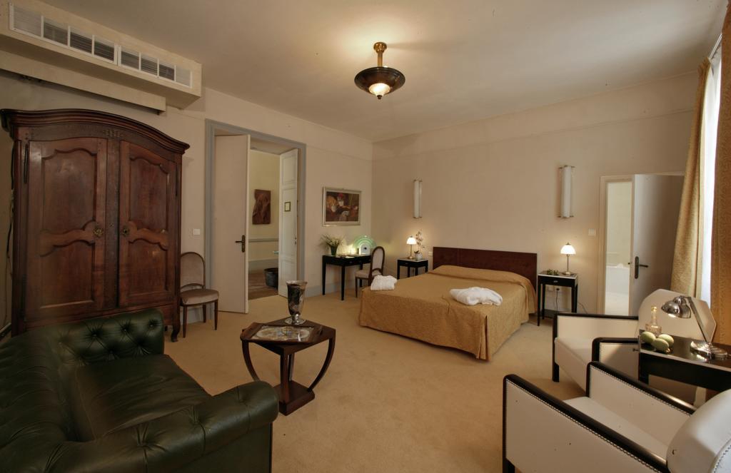 Le Manoir Saint Jean Hotel Стая снимка